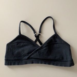 LULULEMON SPORTS BRA SIZE 6